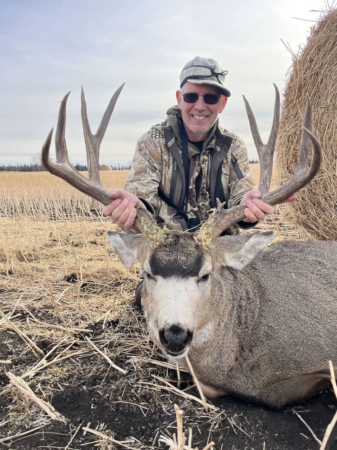Zarichny Outfitting Alberta hunt photo